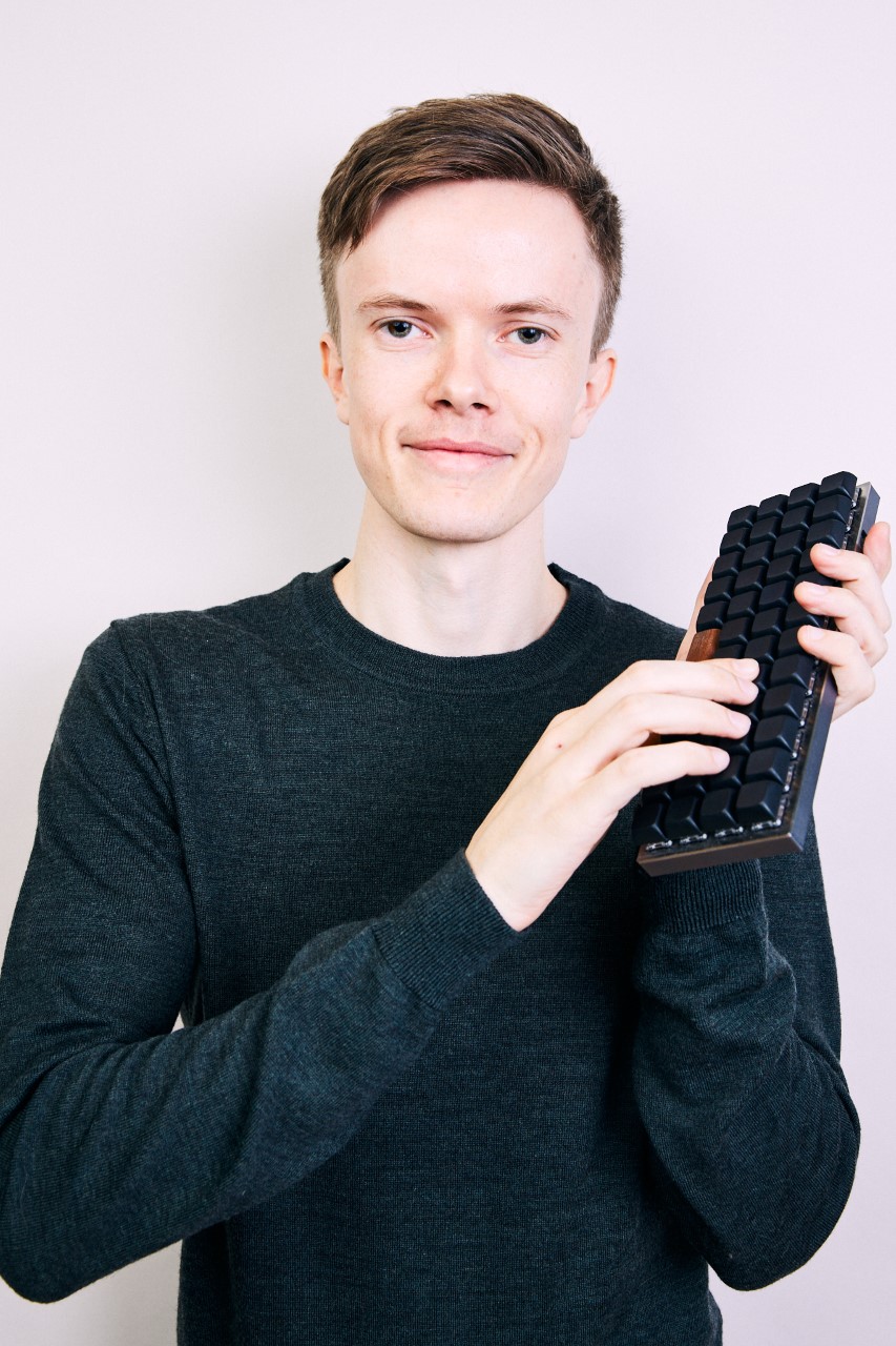 Bilde av Geir Olav som smiler så pent hen kan